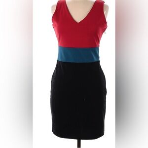 Romeo & Juliet Couture Red and Blue Colorblock Dress